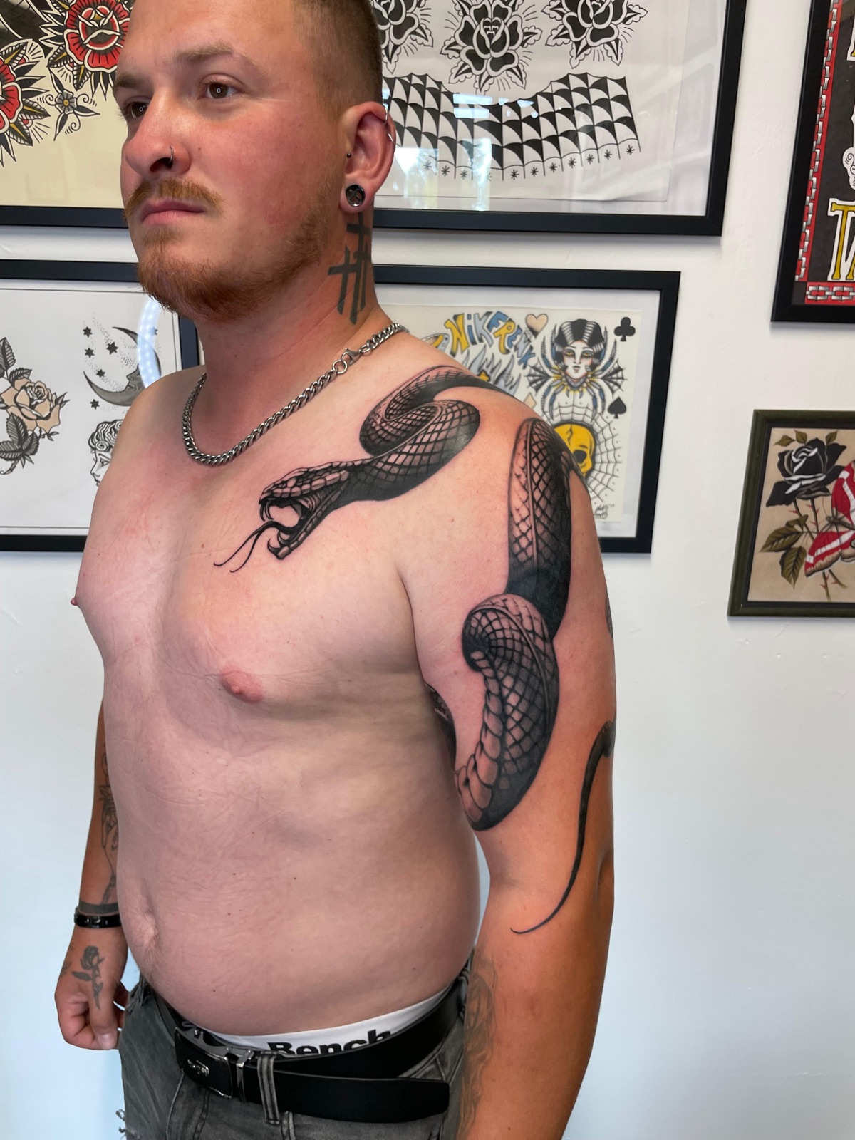 Tatuaggio Emanuele Giorgi Black Swan Tattoo Rimini