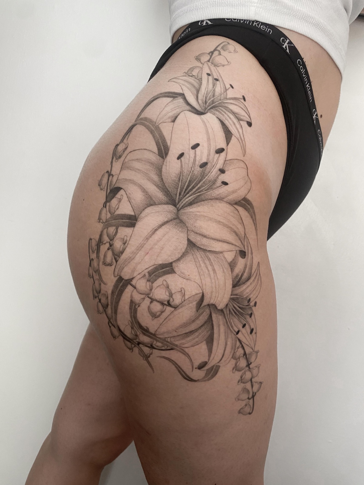 Tatuaggio Pietro Gasperoni Black Swan Tattoo Rimini