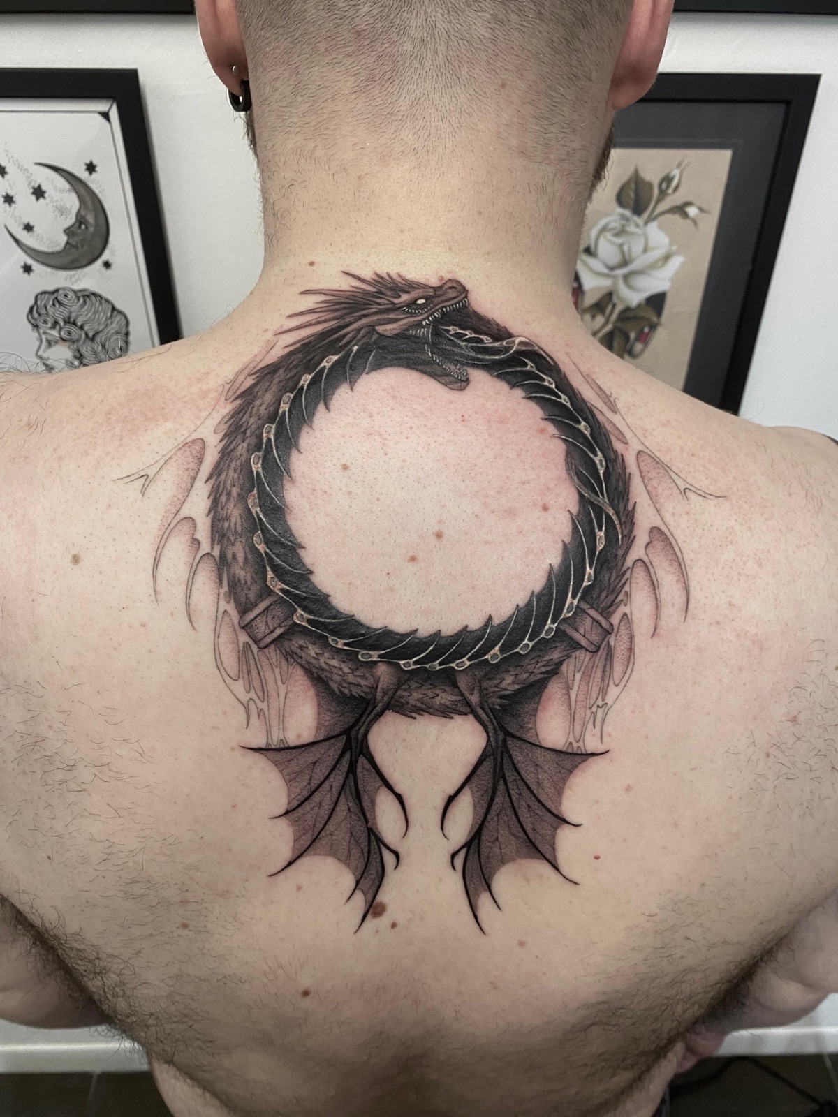 Tatuaggio Pietro Gasperoni Black Swan Tattoo Rimini